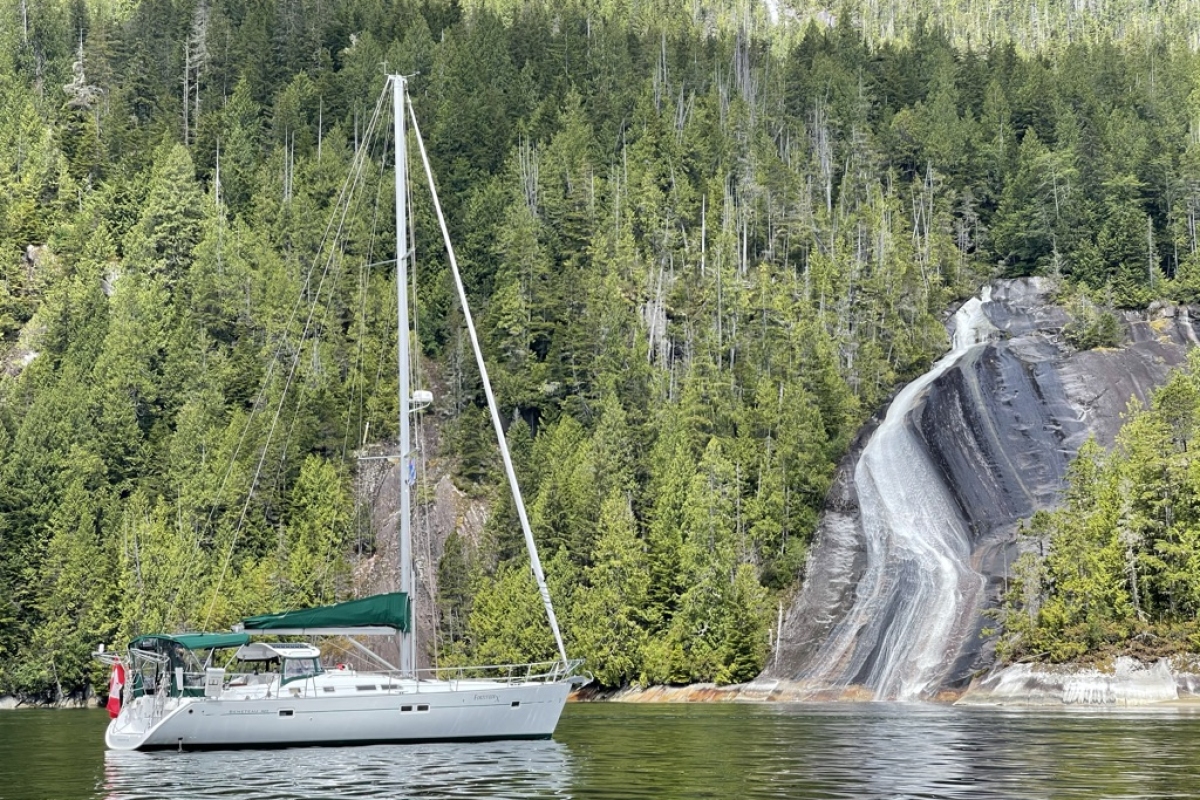 Lacy Falls, Tribune Channel, Broughton Archipelago